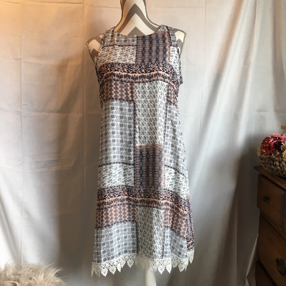 Robert Louis: Sleeveless Spring/Summer dress